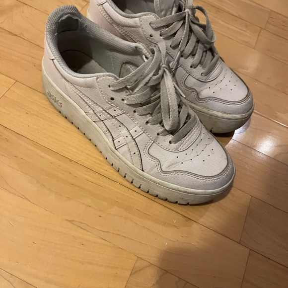 ASICS sneakers white size 7 - Picture 2 of 2